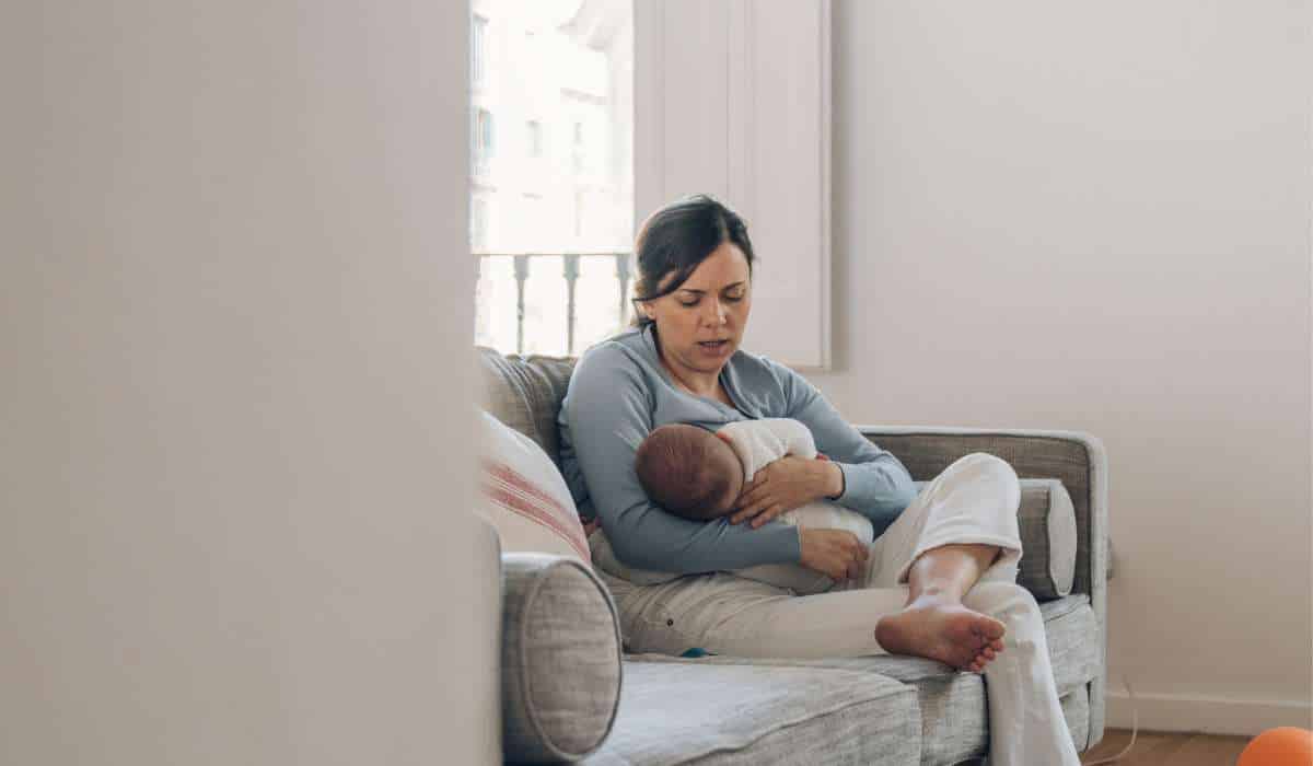 Herbal Medicine | Supporting Your Breastfeeding Goals 3 Breastfeeding Stress Affecting your Supply. Brisbane livewell Clinic.
