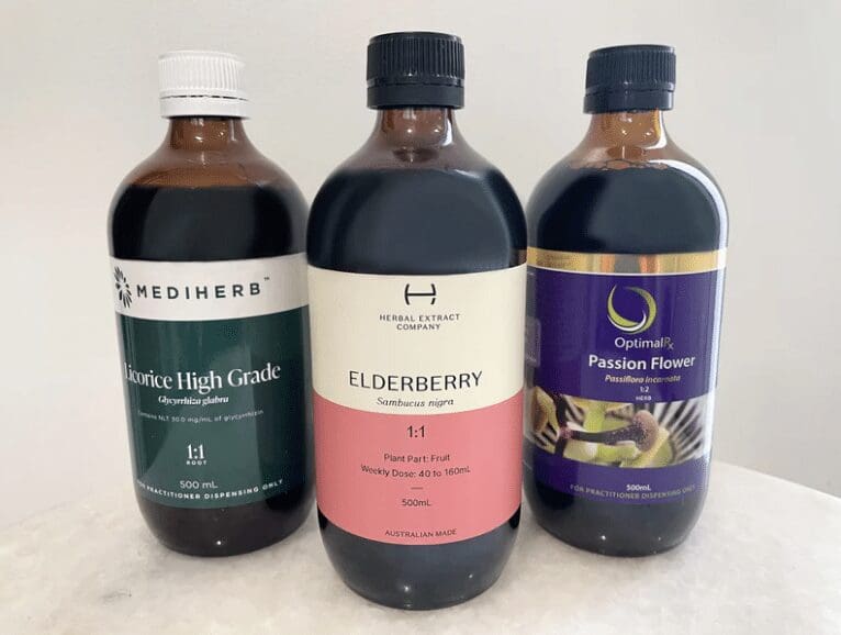 Naturopathy liquid herbs at Brisbane Livewell Clinic. Health and Wellness Brisbane. Natural Dispensary. Brisbane Livewell Clinic. Liquid herbs. Naturopath herbs.