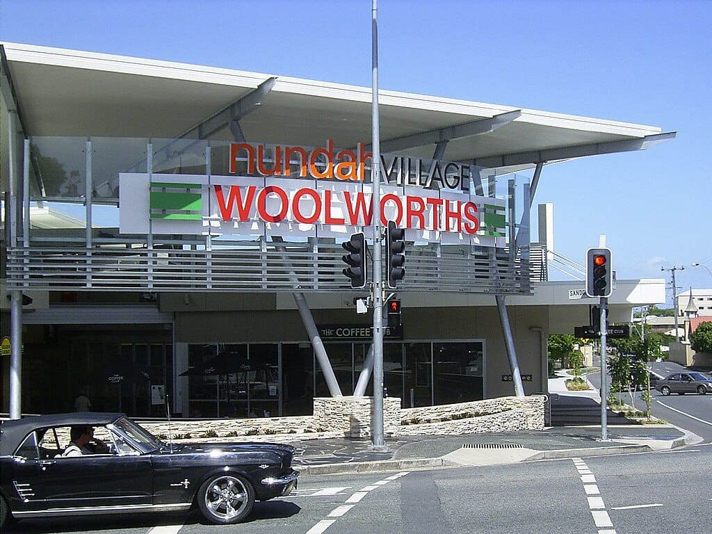 Lankiveil. "Nundah Village Shopping Center". Wikipedia, 2007, https://en.m.wikipedia.org/wiki/File:NundahVillageShopping.jpg. Accessed 20 May 2025