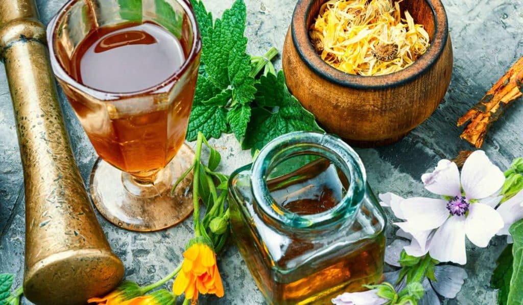 Topical Herbs for skin healing for Psoriasis. Natural Dispensary. Brisbane Livewell Clinic