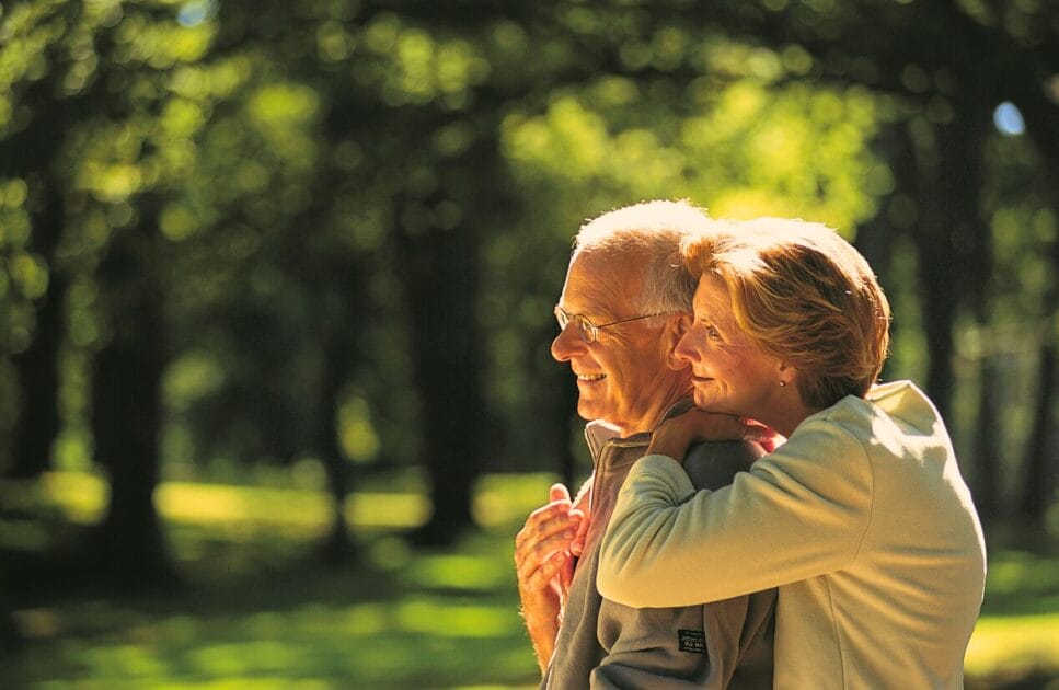 Couple enjoying a peaceful moment outdoors. Hypnotherapy near Geebung. Holistic Counselling Northgate. Holistic Counselling Clayfield. Brisbane Livewell Clinic