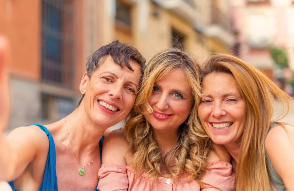 Middle-aged women taking selfie. Acupuncture and Menopause. Middle age. Early Menopause. Lifestyle Changes Women Need. Menopause. Brisbane Livewell Clinic