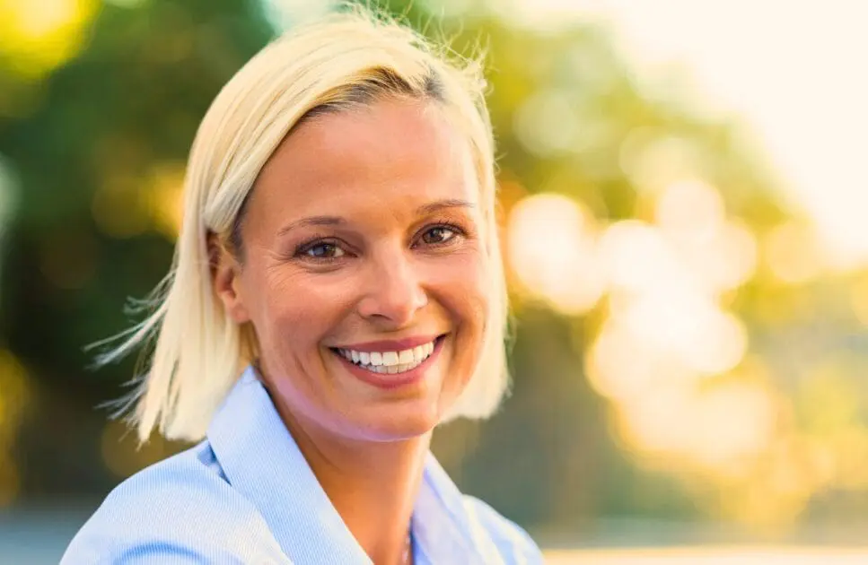 Smiling woman with blonde hair, radiating joy and positivity. Naturopathic Anxiety Medication. Dutch Test Providers Near Me. What is Leaky Gut Australia. Heavy Metal Detox Naturopath. Brisbane Livewell Clinic